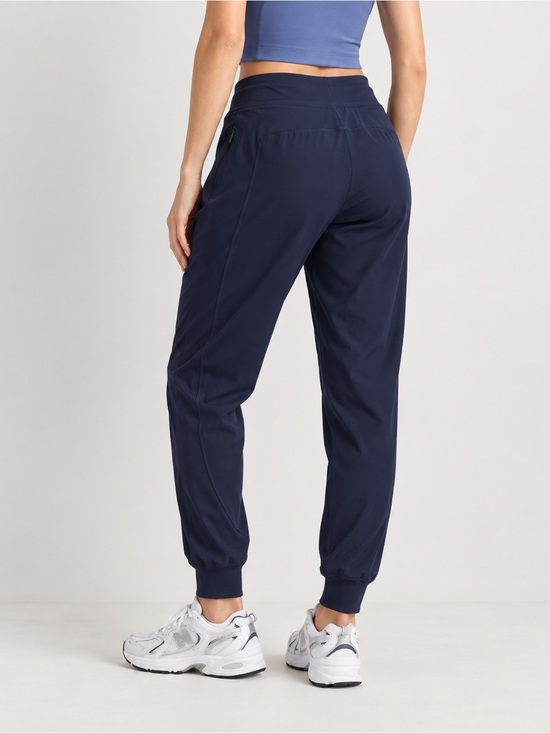 Quince Pants - Quince Performance Tech Mid-Rise Joggers Deep Navy Size Medium